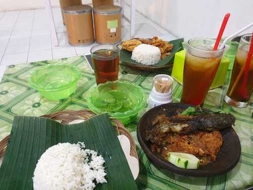 Ayam Goreng & Bakar Bu Tum 7