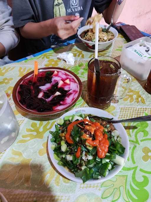 Bakso Mie Ayam Pak Moel 3