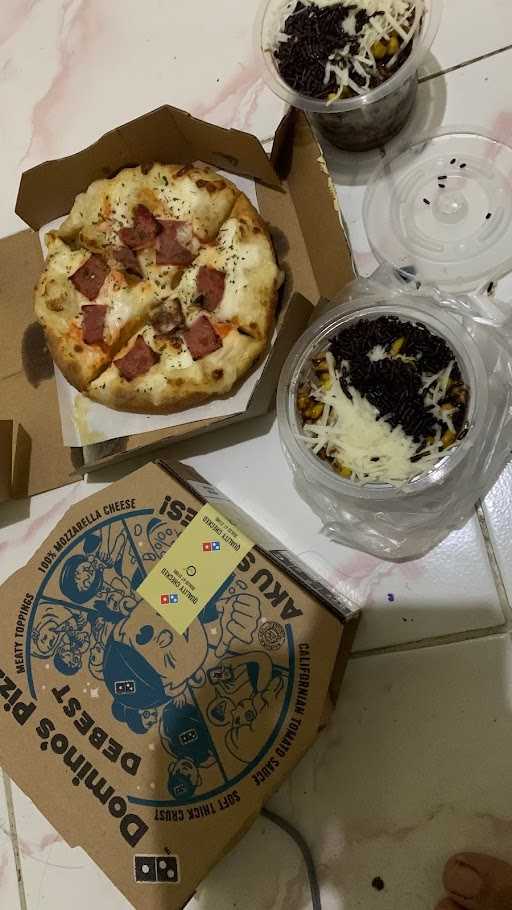 Domino'S Pizza 6