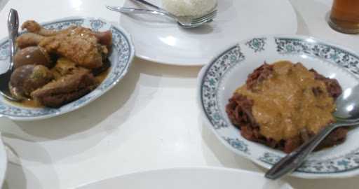 Gudeg Ayu Solo (Ketelan) 6