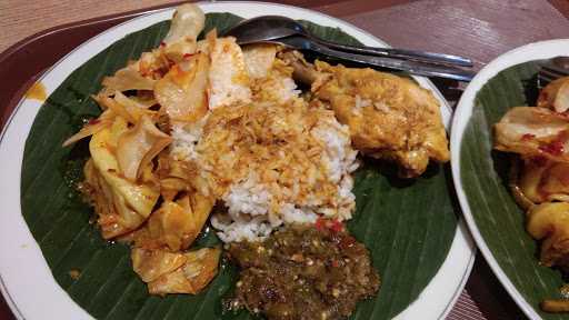 Nasi Kapau Jam Gadang 6