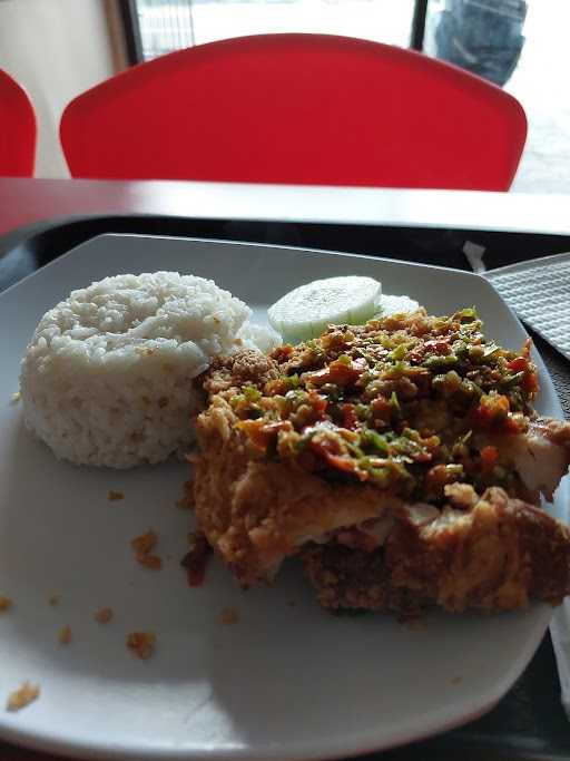 Rocket Chicken Sumber 8