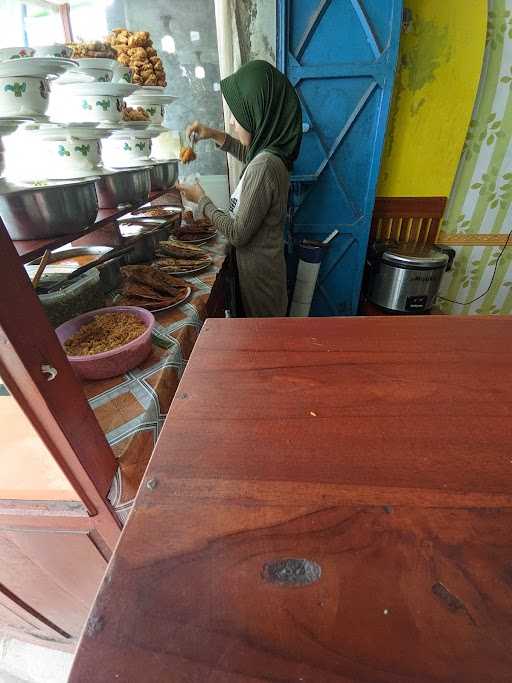 Rumah Makan Padang Uda Madi 1