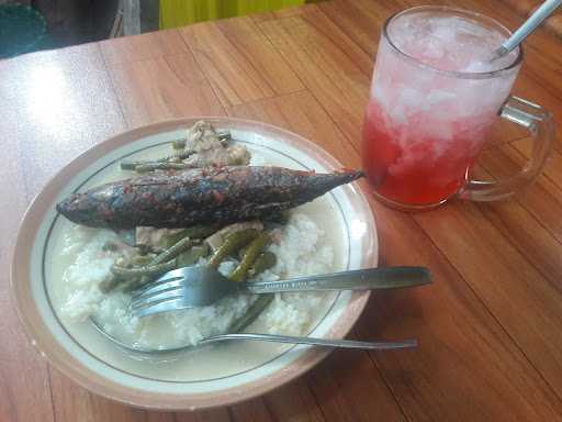 Warung Makan Bu Trini 6