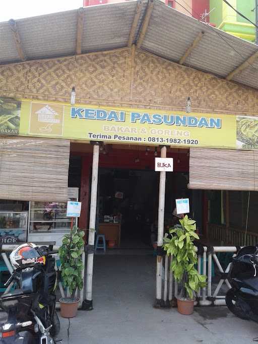 Kedai Pasundan Jln Narogong 3