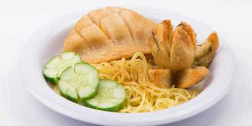 Pempek Palembang Lena 8