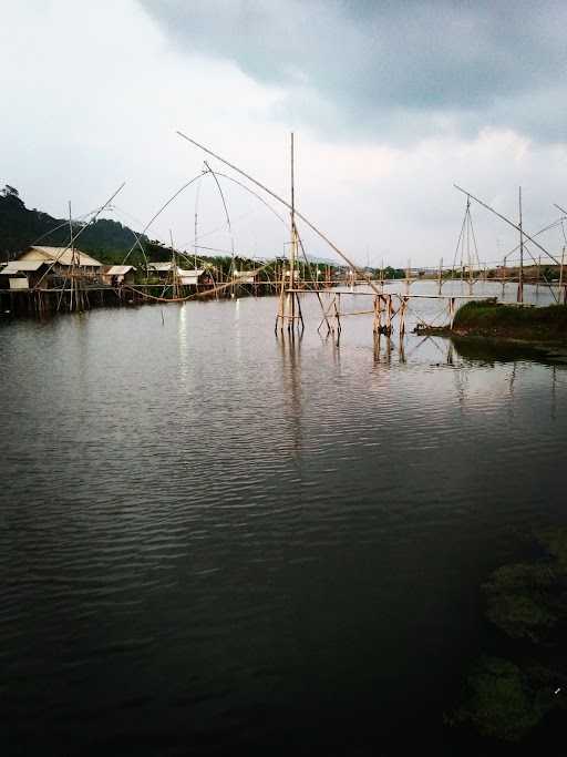 Rumah Makan Dua Putra 1