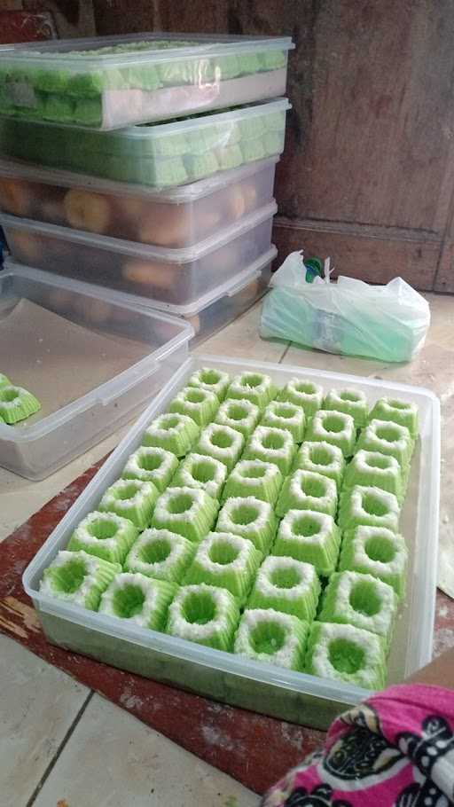 Jetak Elvira Donat 4