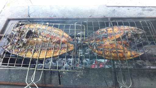 Depot Sarbini Ikan Bakar 3