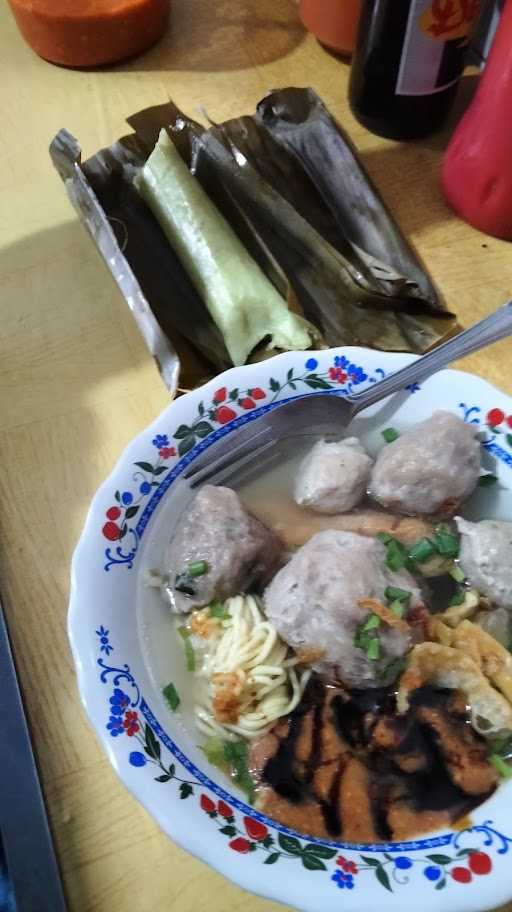 Mie Ayam & Bakso Idola 6