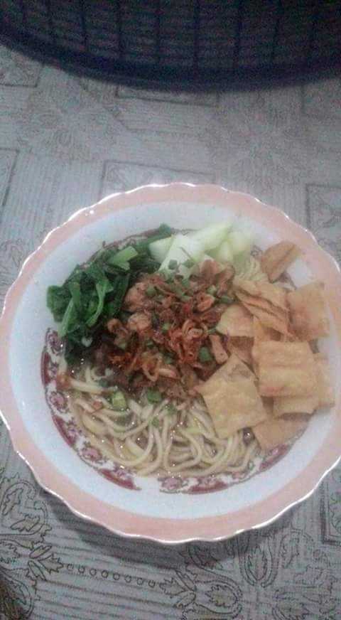 Mie Ayam & Bakso Idola 1