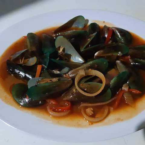 Warung Makan Tsaqifa Seafood. 5