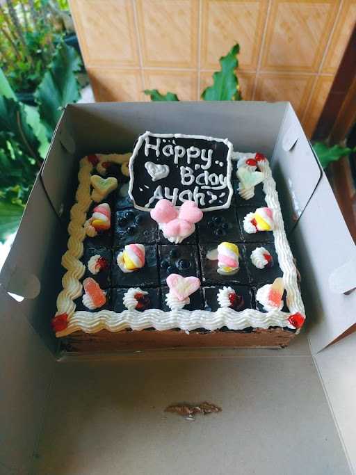 Putri Cake 5