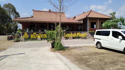 Resto Ndalem Lembah Manah 6