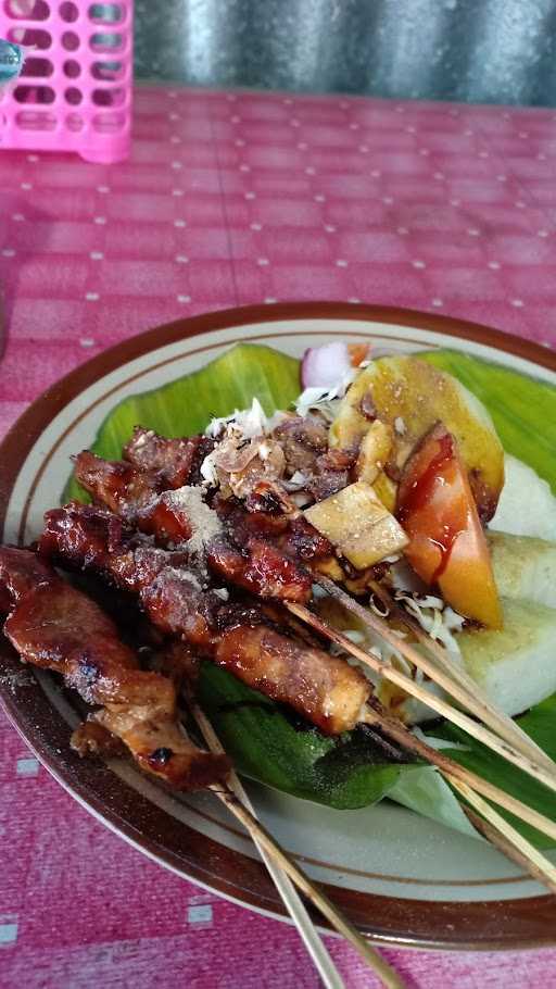 Sate Ayam Pak Do 1