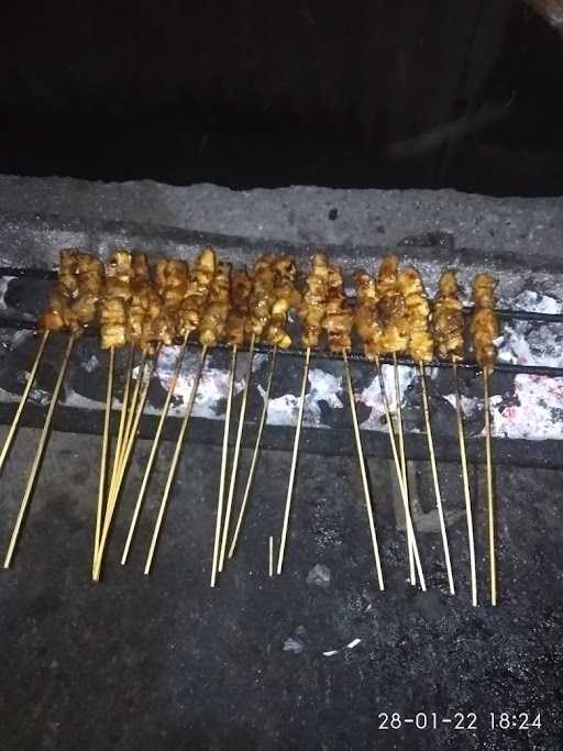 Sate Ayam Pak Do 3