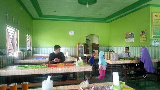 Warung Soto Bu Ginem 3