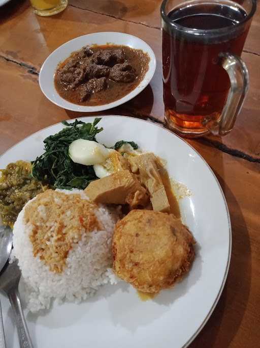 Rumah Makan Sinar Minang - Karangsawah Banyumas 8