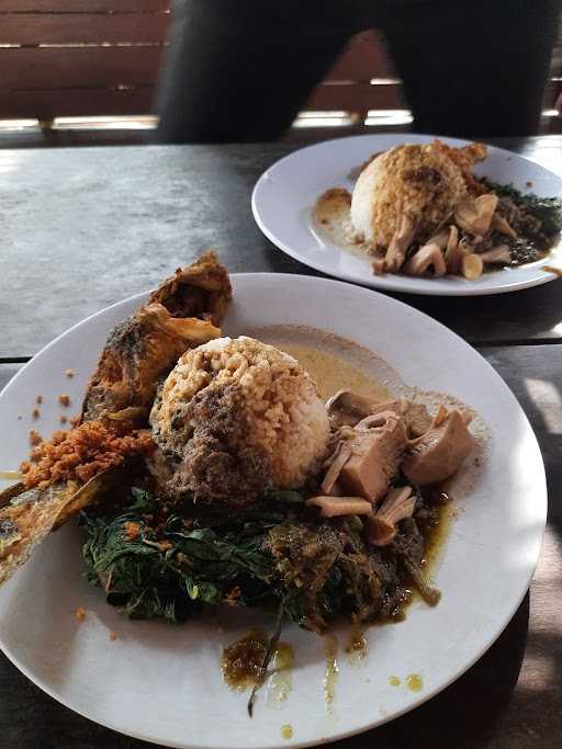 Warung Makan Padang Minang Jawa 3