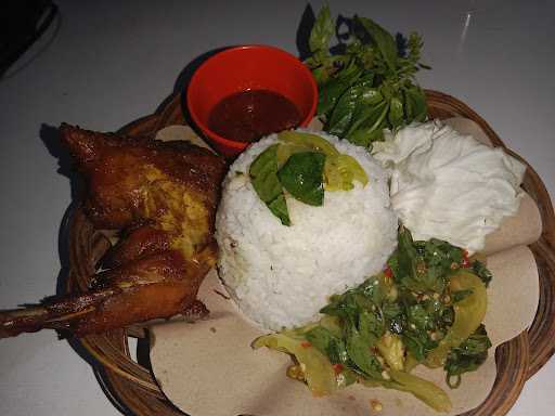 Kedai Ayam Goreng M Cecep 5