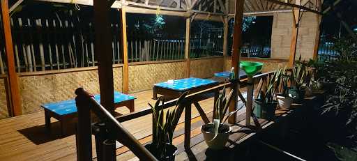 Saung Omi 9