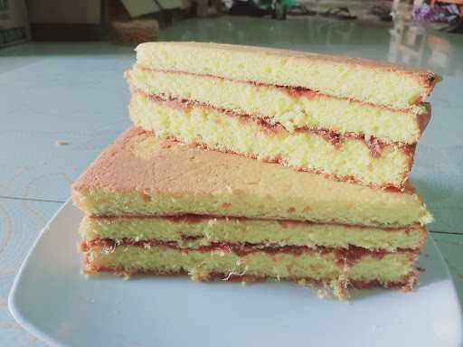 Ibu Hj. Ai Kue 6