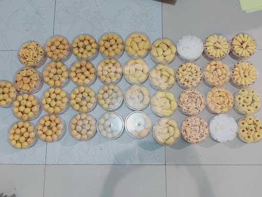 Ibu Hj. Ai Kue 5