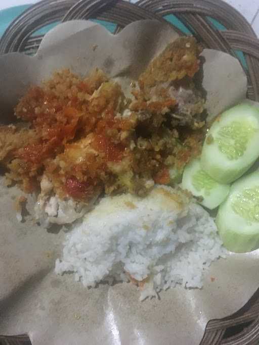 Ayam Geprek Mom Cinta 3