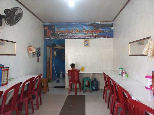 Rumah Makan Padang Tiga Putri 3 10