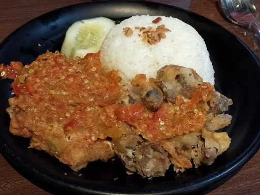 Ayam Geprek Mbok Nin 10