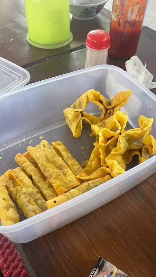 Bakso & Mie Ayam Ngestu Luhur Purwoharjo 9