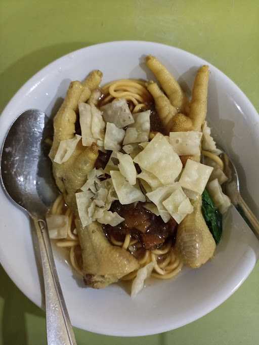 Mie Ayam Bakso Pesat 10