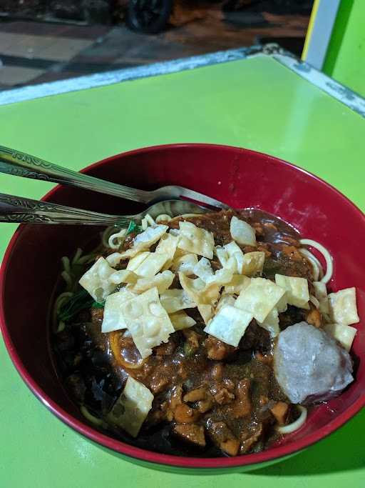 Mie Ayam Bakso Pesat 9