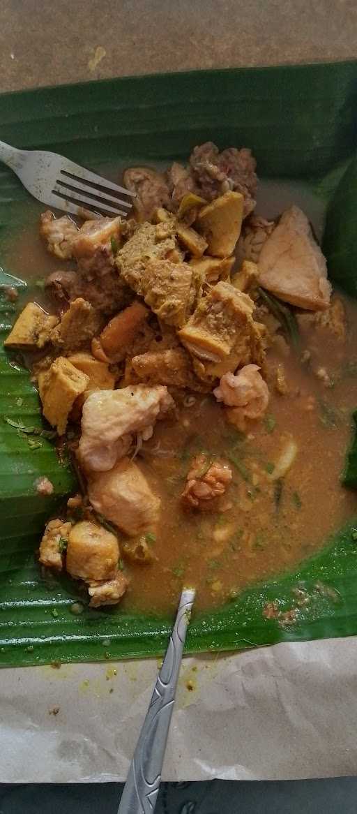 Warung Rujak Soto Mbok Pat 10