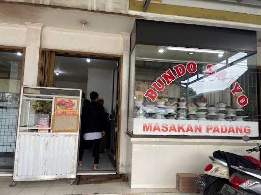 Rumah Makan Padang Bundo Saiyo 10