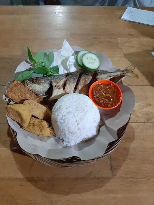 Ayam Bakar Den Bagoes 2