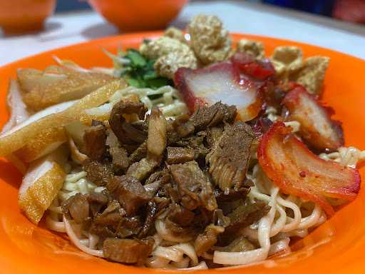 Nasi Bak & Bakmi Singkawang Aphin 10