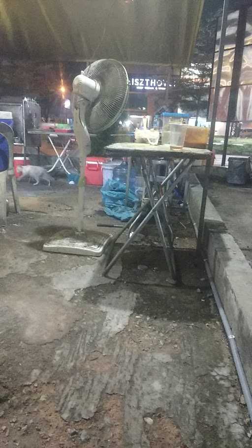 Warung Nasi Uduk Selera 8