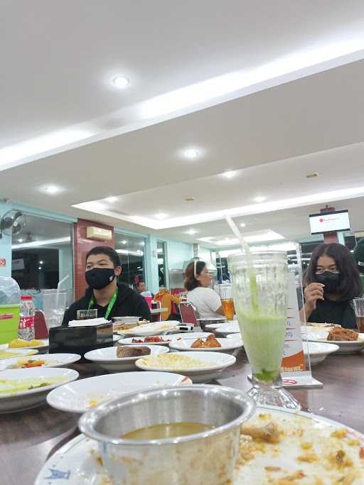 Restoran Sederhana 2