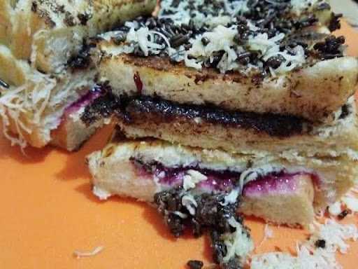 Roti Bakar Bandung Si Koko 1