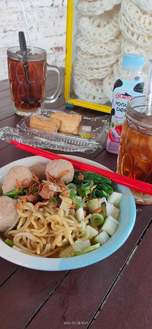 Mie Ayam & Bakso Rindang Dua Putri 1