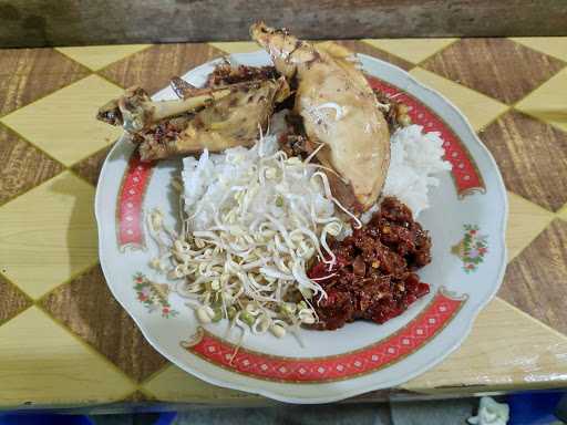 Ayam Goreng Bu Ipah 7