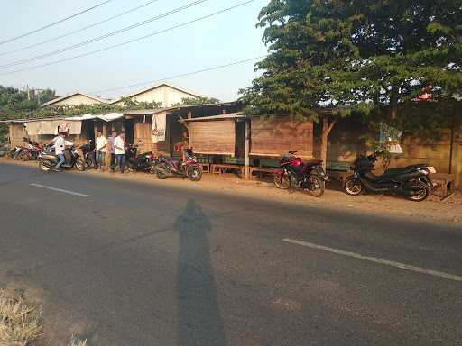 Warung Pecel Mak Tun 3