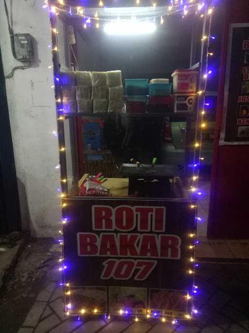 Roti Bakar 107 4