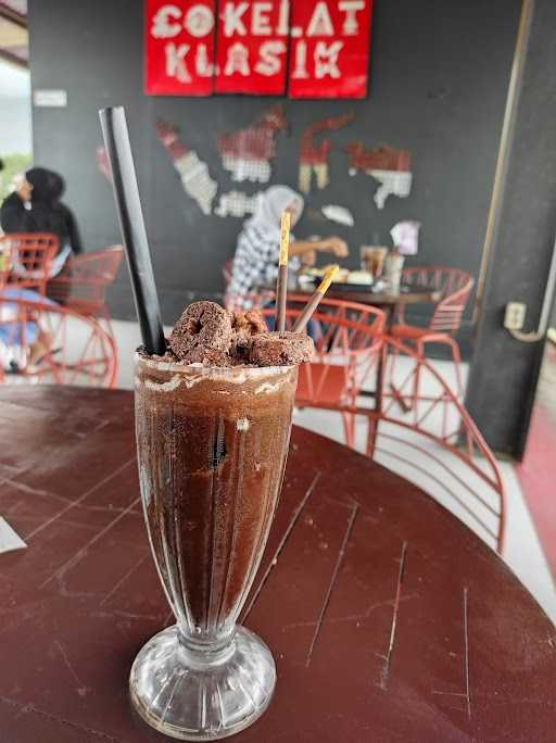 Cokelat Klasik Cafe 2