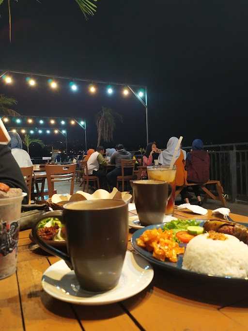 Cokelat Klasik Cafe 7