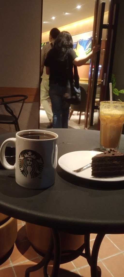 Starbucks - Kota Batu 9