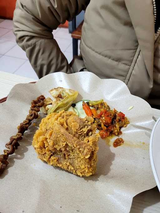 Ayam Goreng Nelongso Kota Batu 7