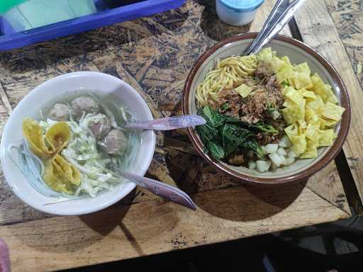 Bakso & Mie Ayam Tetelan Solo 2 1