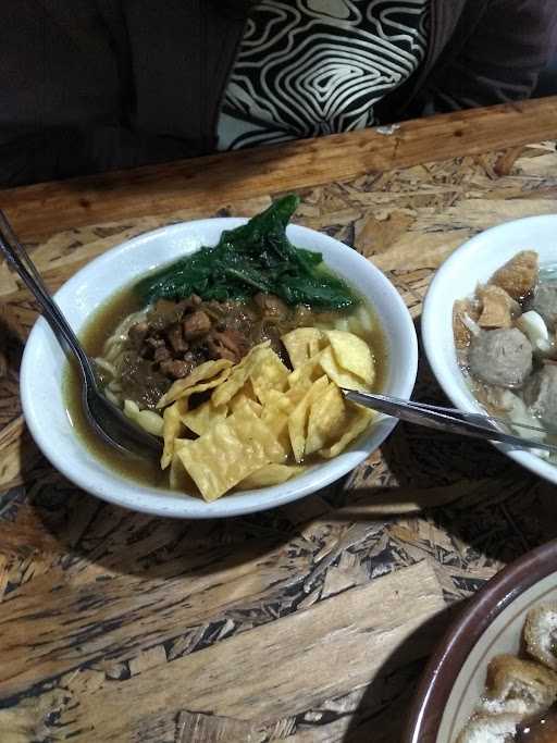 Bakso & Mie Ayam Tetelan Solo 2 8